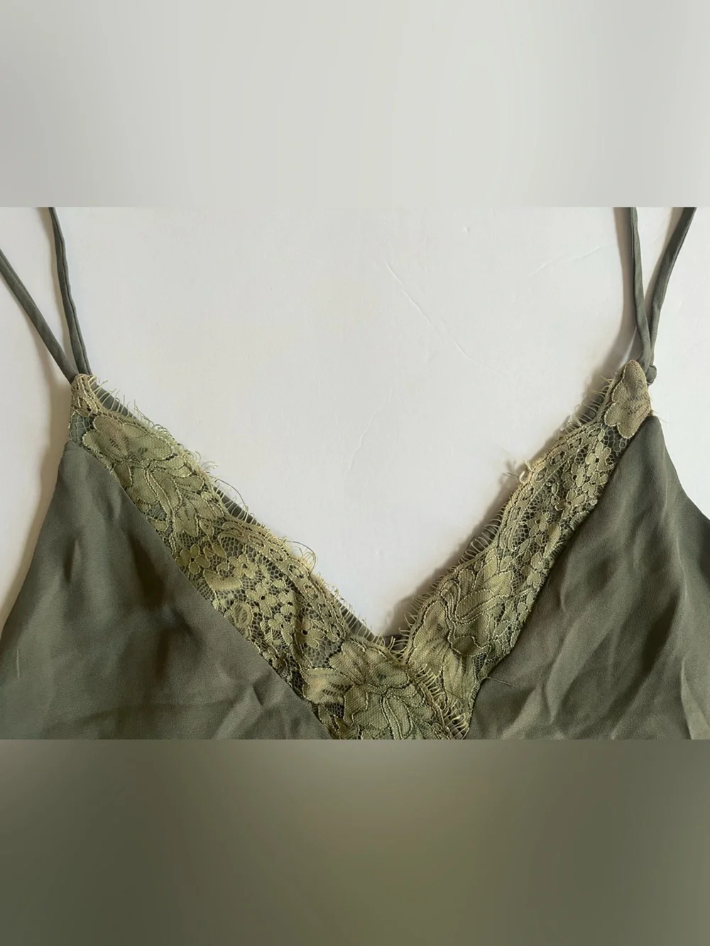 White Birch sage v neck lace camisole NWT medium